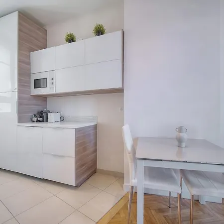 Immogroom - Palais Des Festivals Within Walking Distance - Balcony - Wifi - *